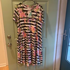 Honey and Lace NWT Midi Napa Dress
